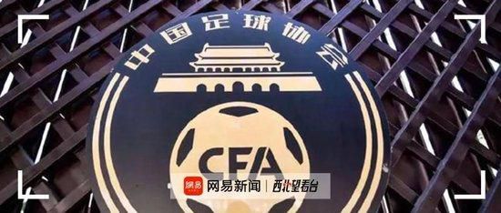 在教室伦流澡到高潮视频
