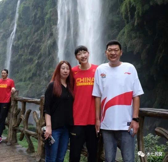 国产亚洲综合一区在线